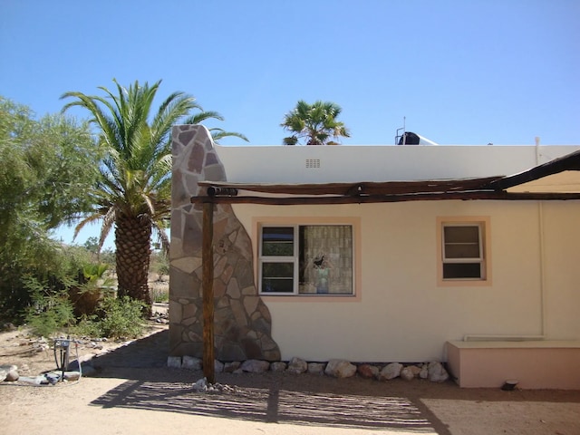 Newly Listed! Spacious 2-bedroom Apartment In A Little Oasis Near Spitzkoppe.